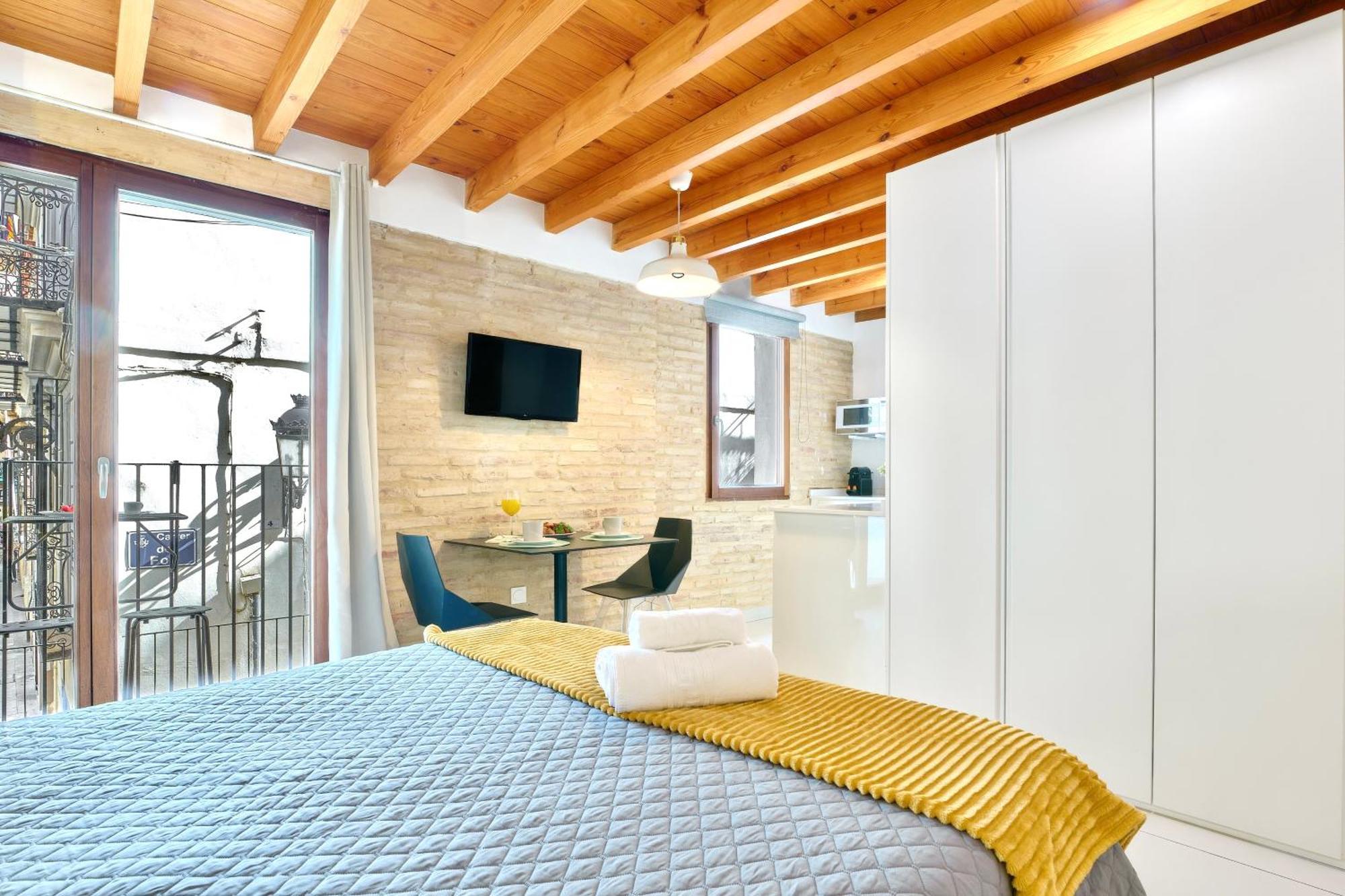 Apartamento De Diseno En La Plaza Del Carmen F1 Валенсия Экстерьер фото