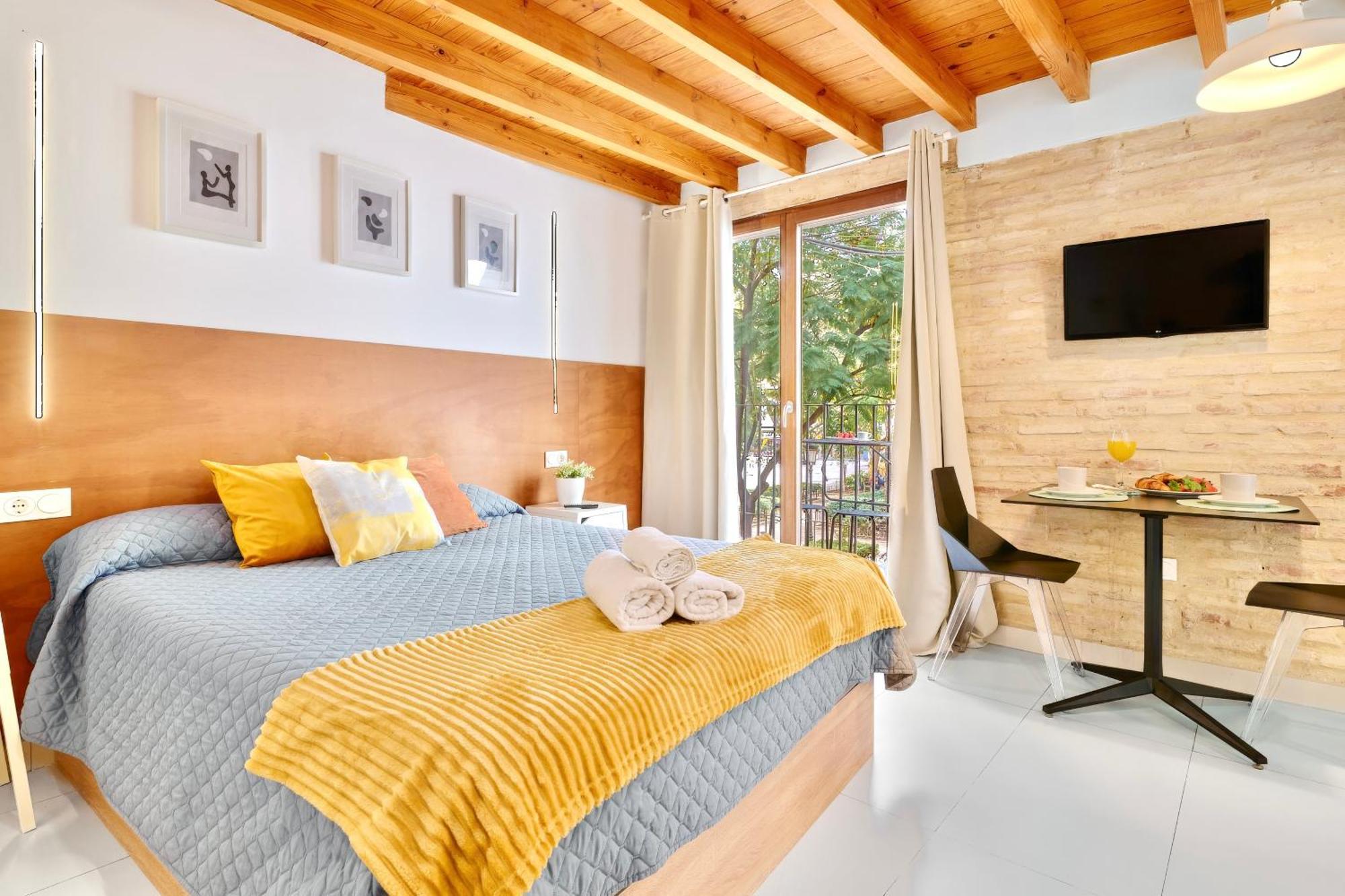 Apartamento De Diseno En La Plaza Del Carmen F1 Валенсия Экстерьер фото