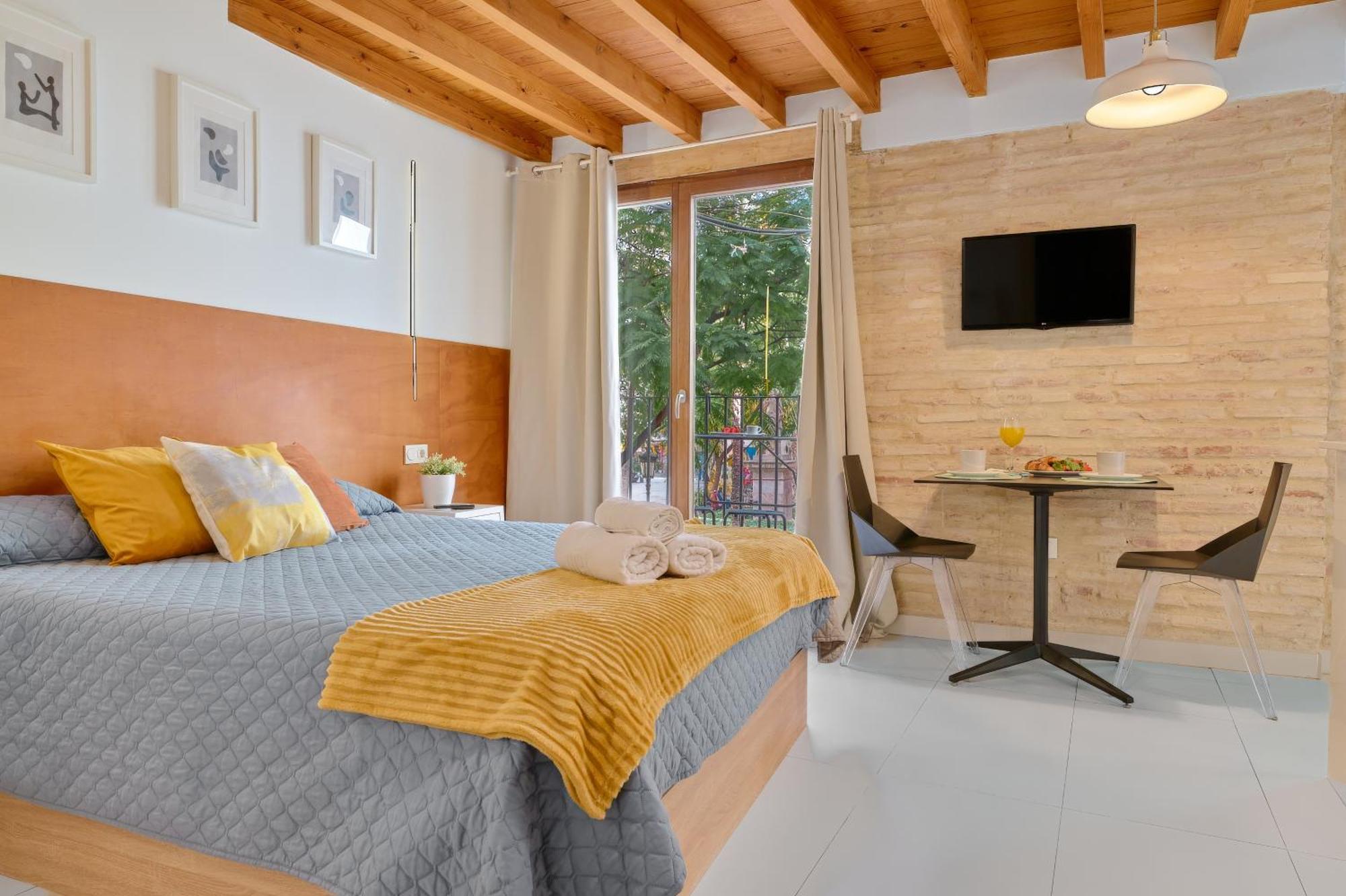 Apartamento De Diseno En La Plaza Del Carmen F1 Валенсия Экстерьер фото